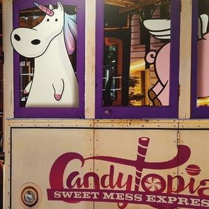 Meet your Posher, Priscilla